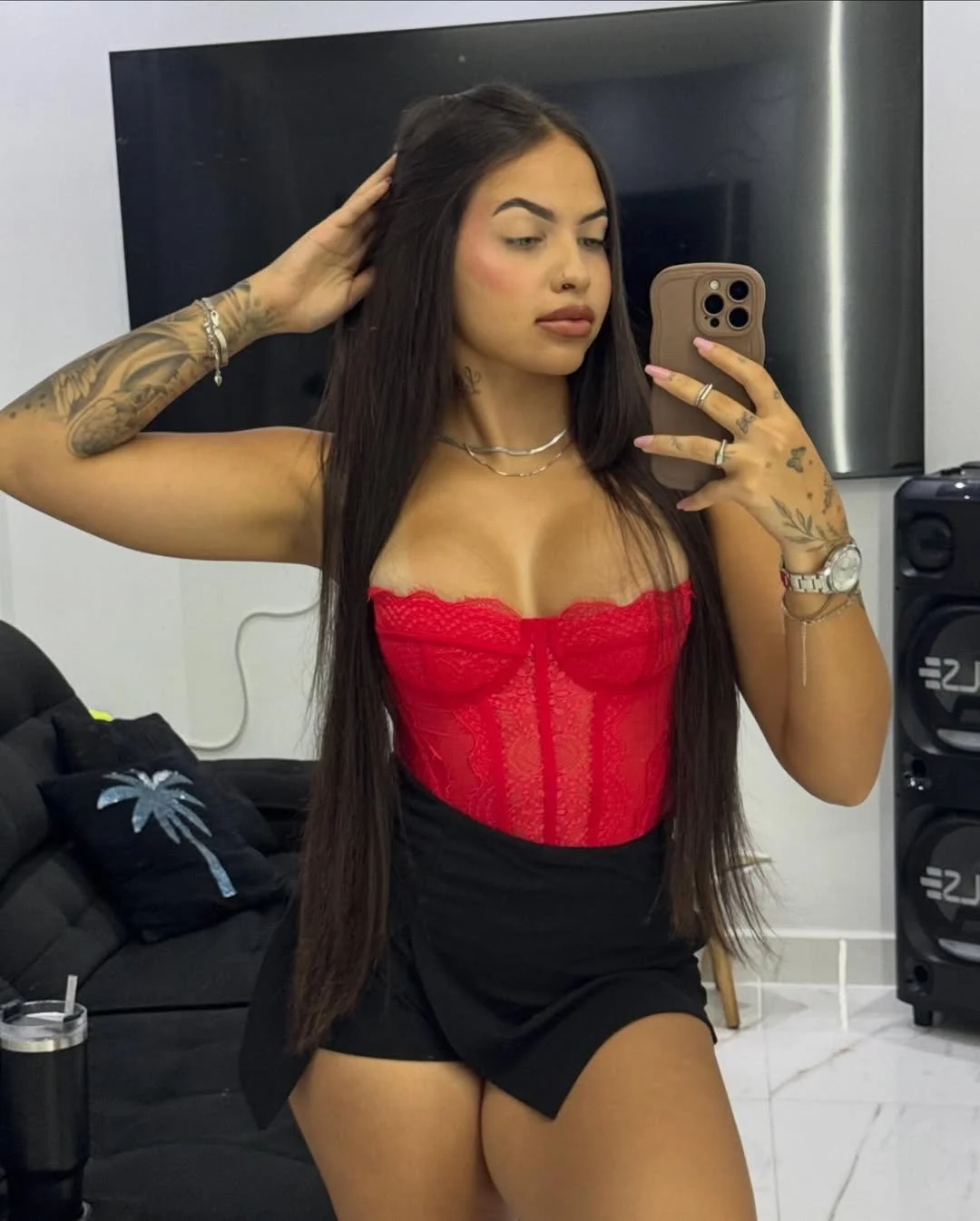 Novinha peituda image 14