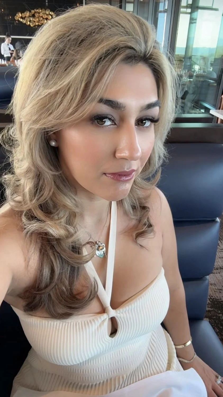 Sexy MILF for you to cum on image 16