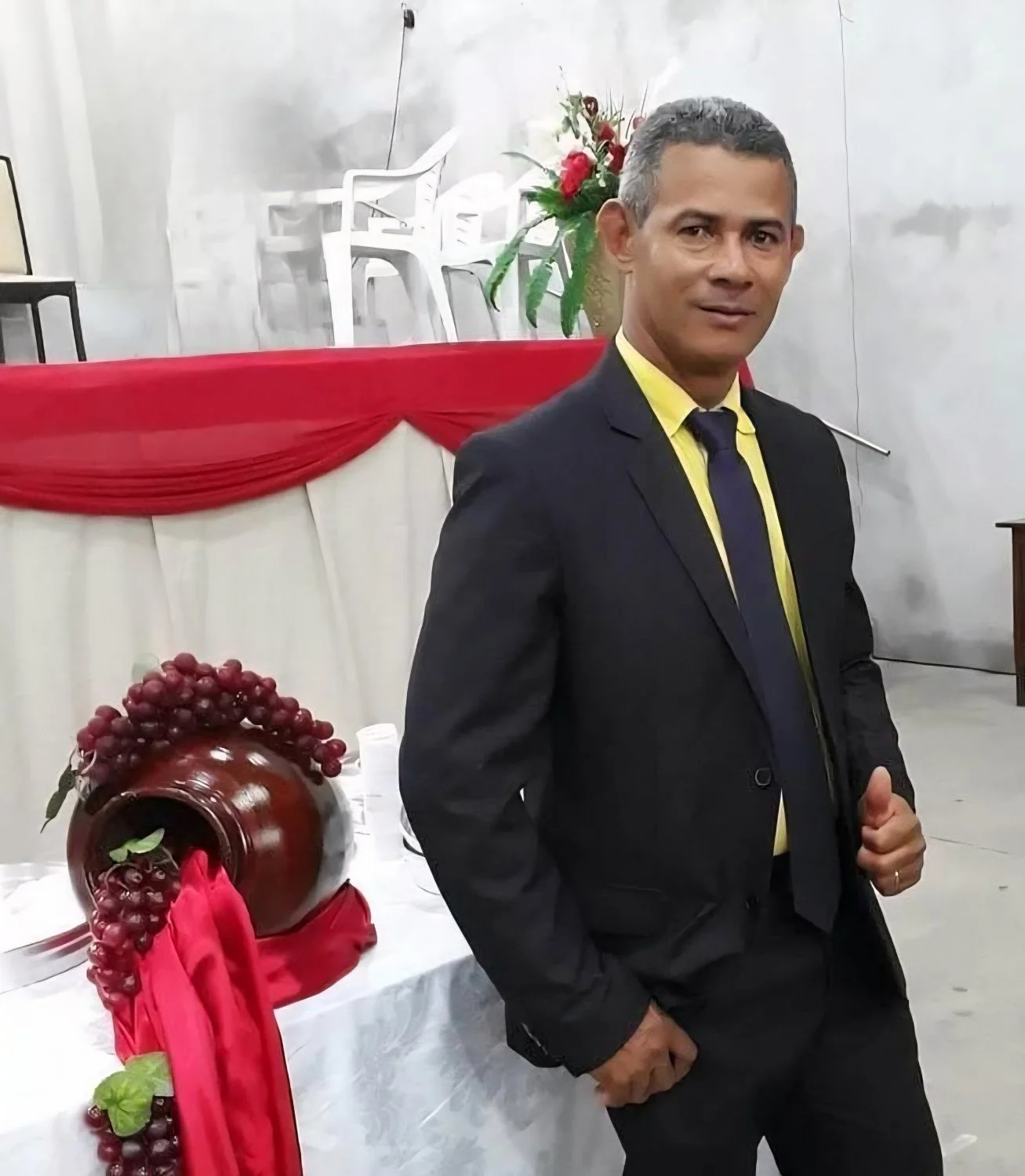 Varão da igreja main image