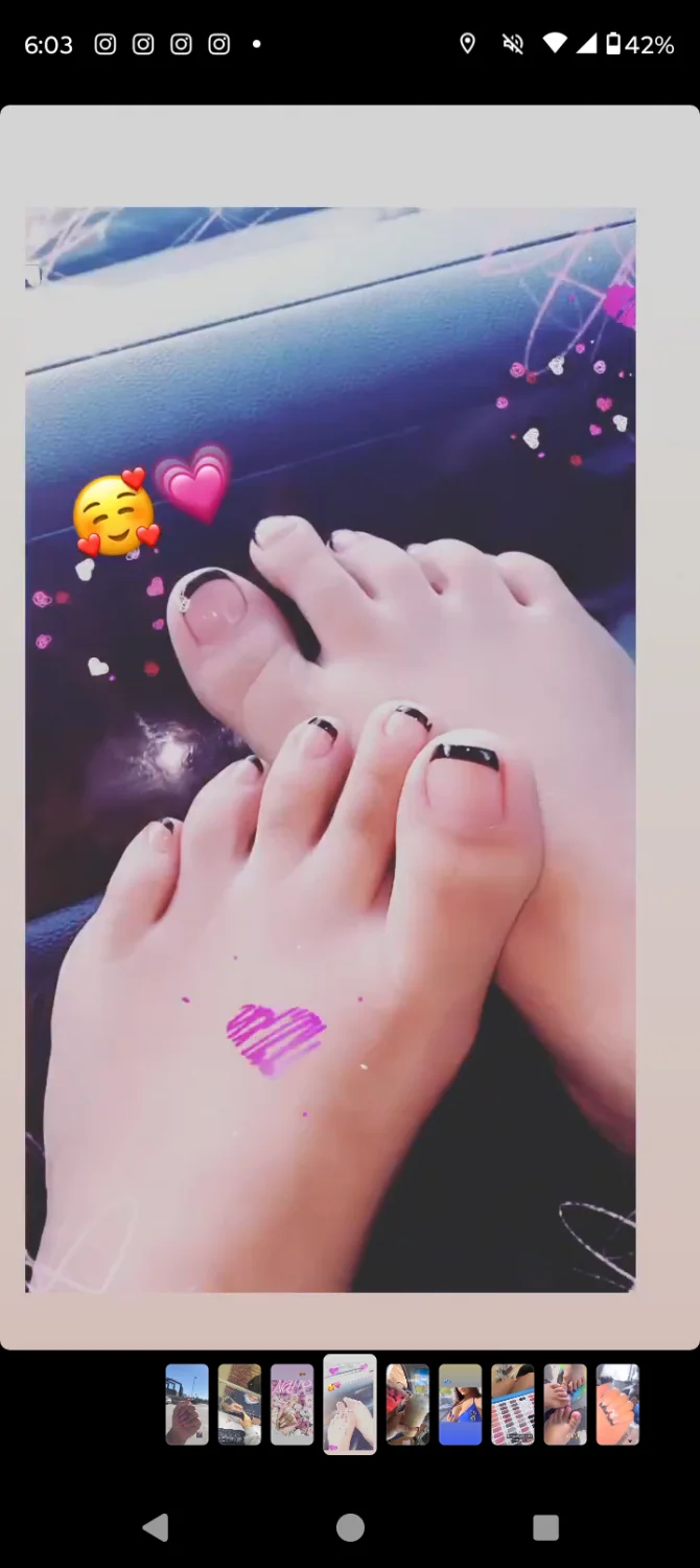 Latina surina pretty toes main image