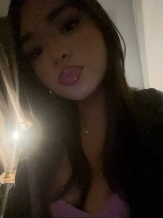 Kaitlyn,19 image 18