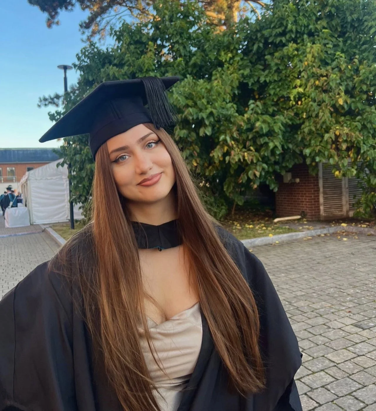 Stunning Romanian slut Giara image 18