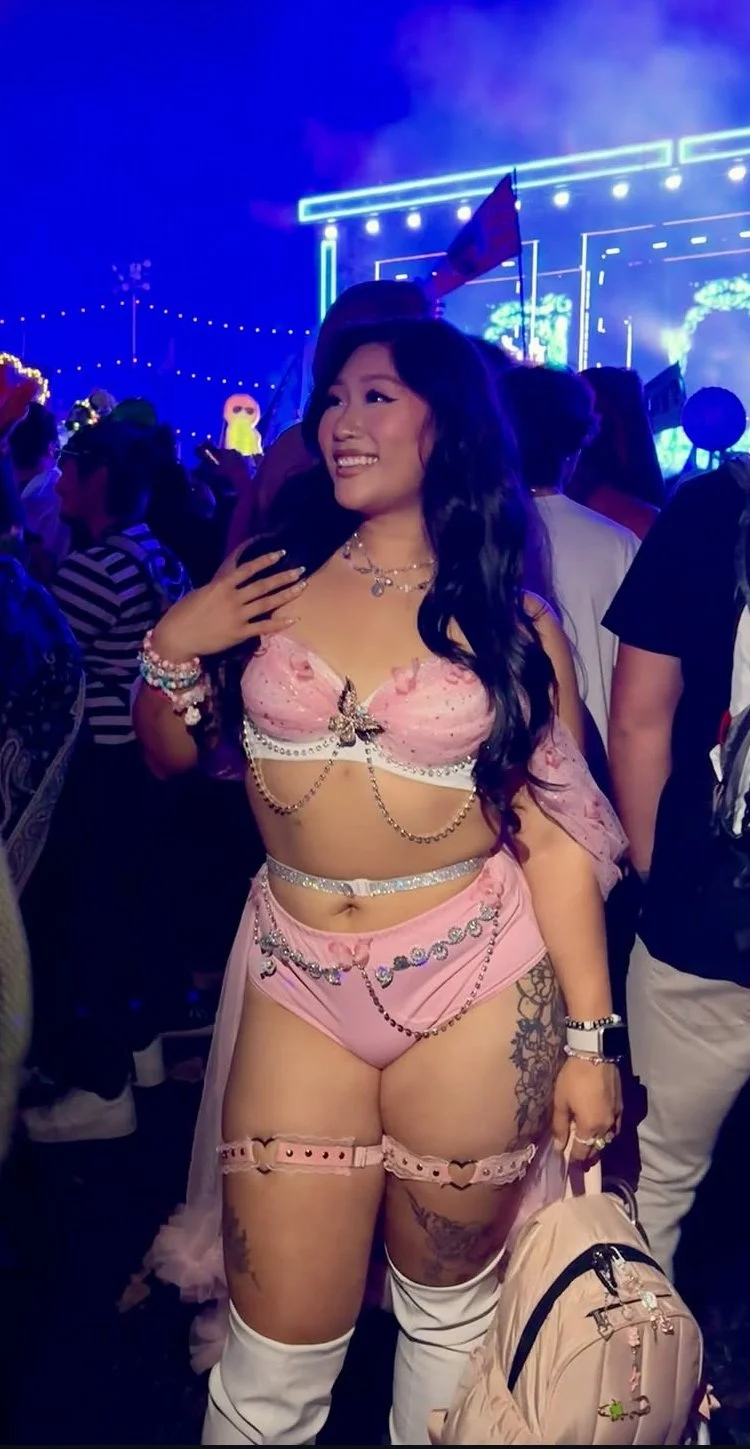 Everybody loves rave sluts image 42