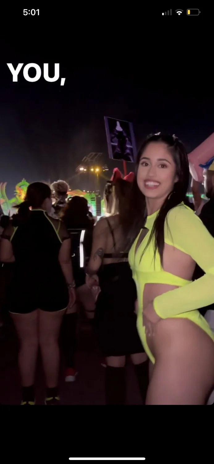 Everybody loves rave sluts image 9