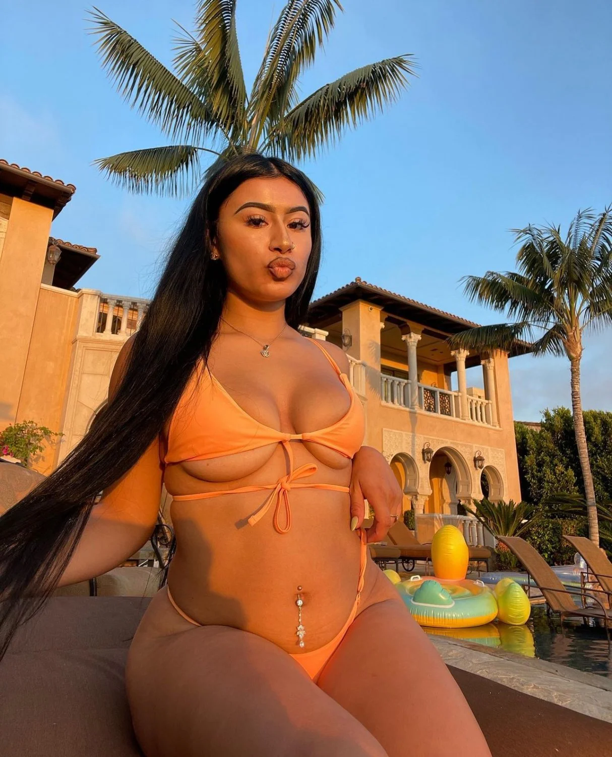 thick teen latina leaked main image