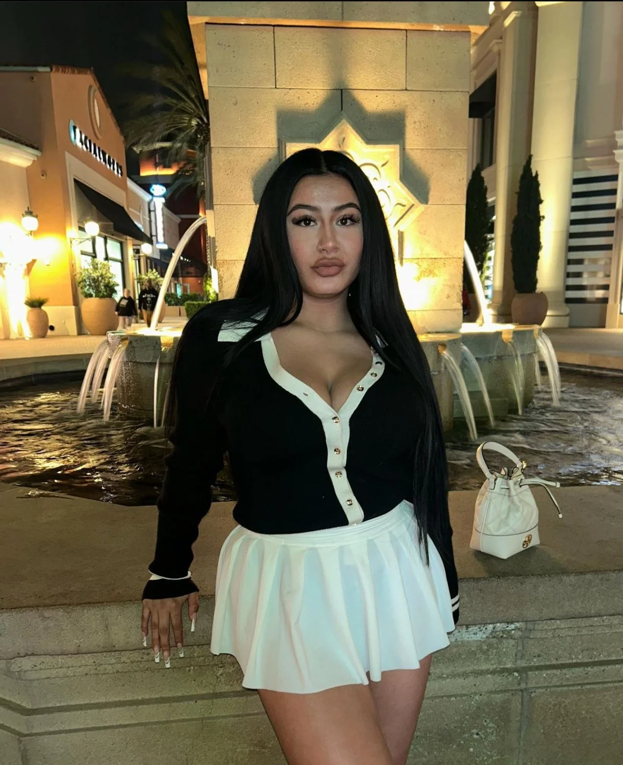 thick teen latina leaked image 2