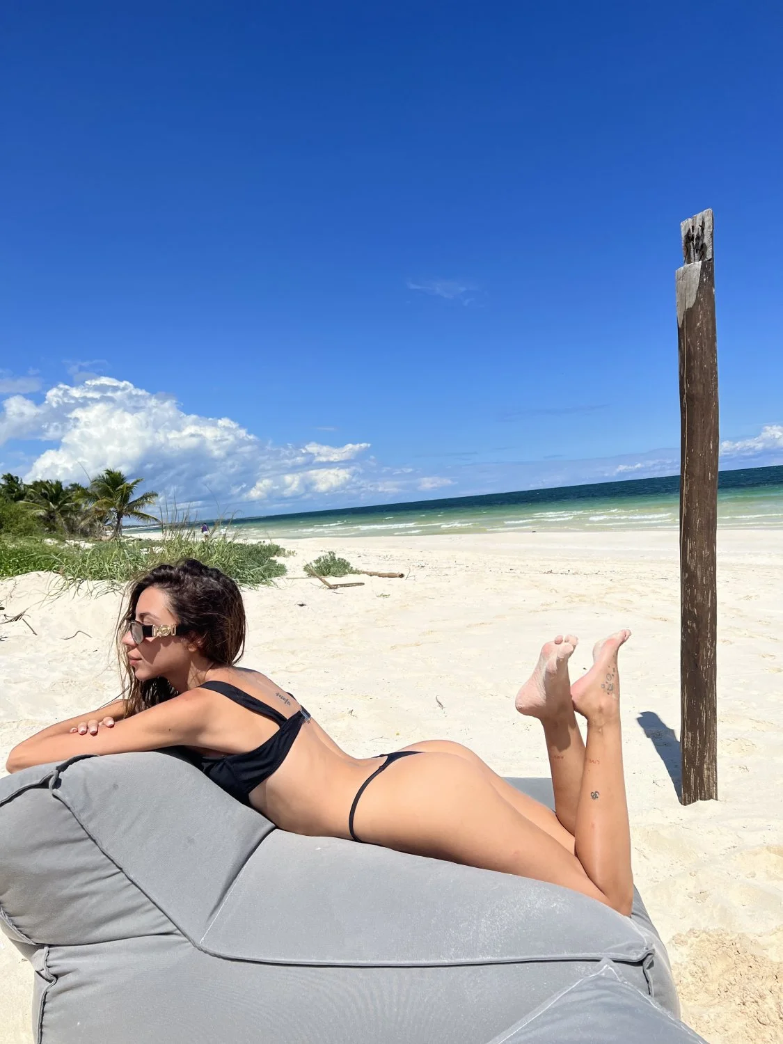 What do you think about a day at the beach with me? I like to fuck in open places image 2