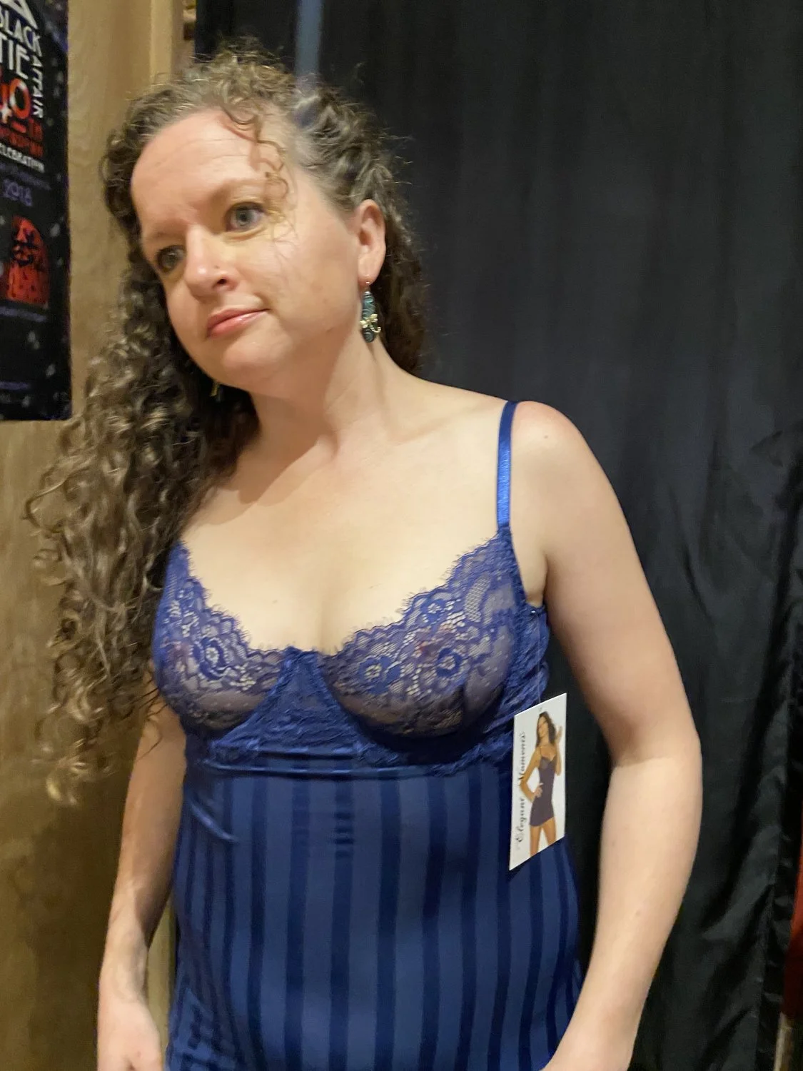 Submitted amateur milf on display image 12