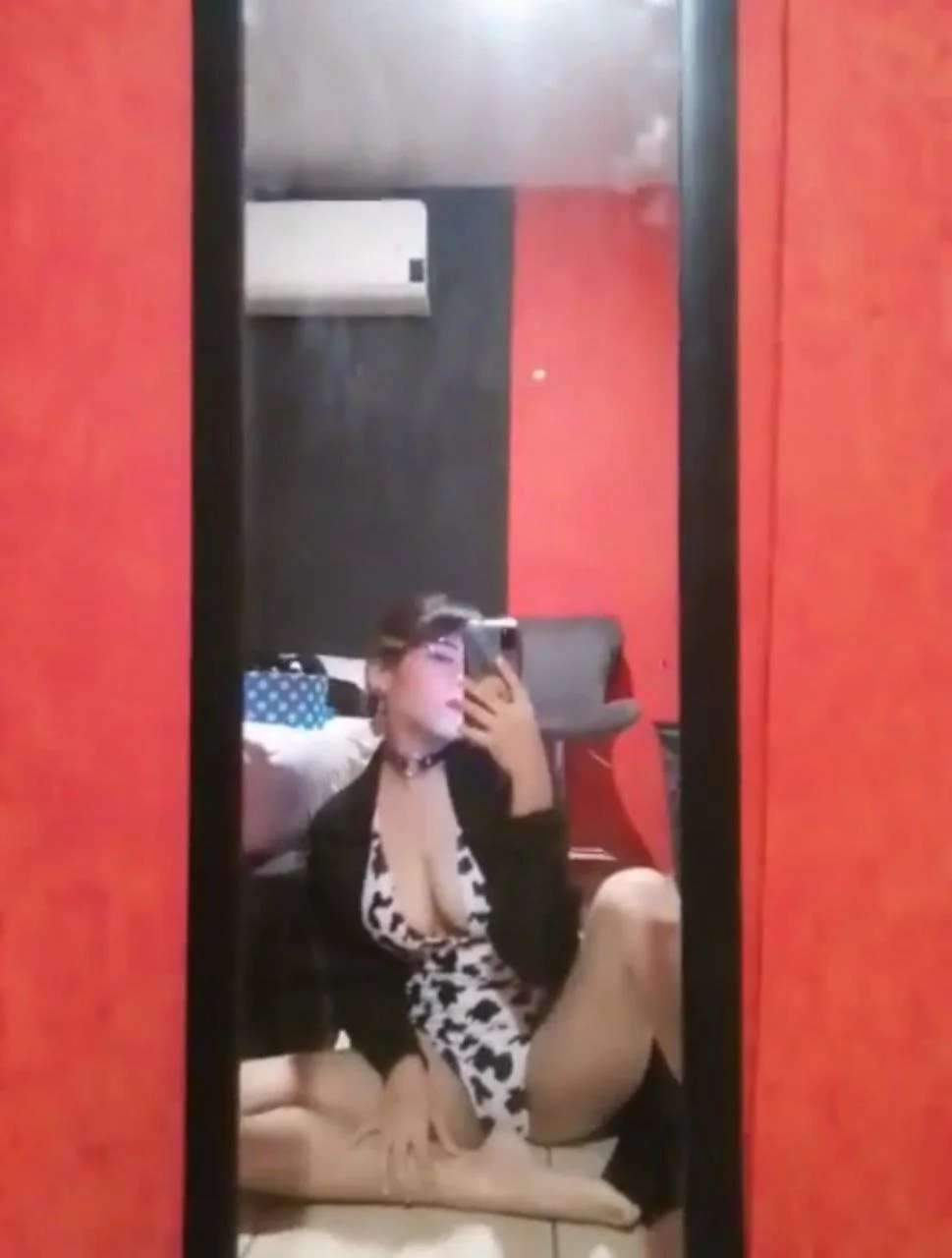 Anel de Lesbiana a Bisexual no puede ahora image 3
