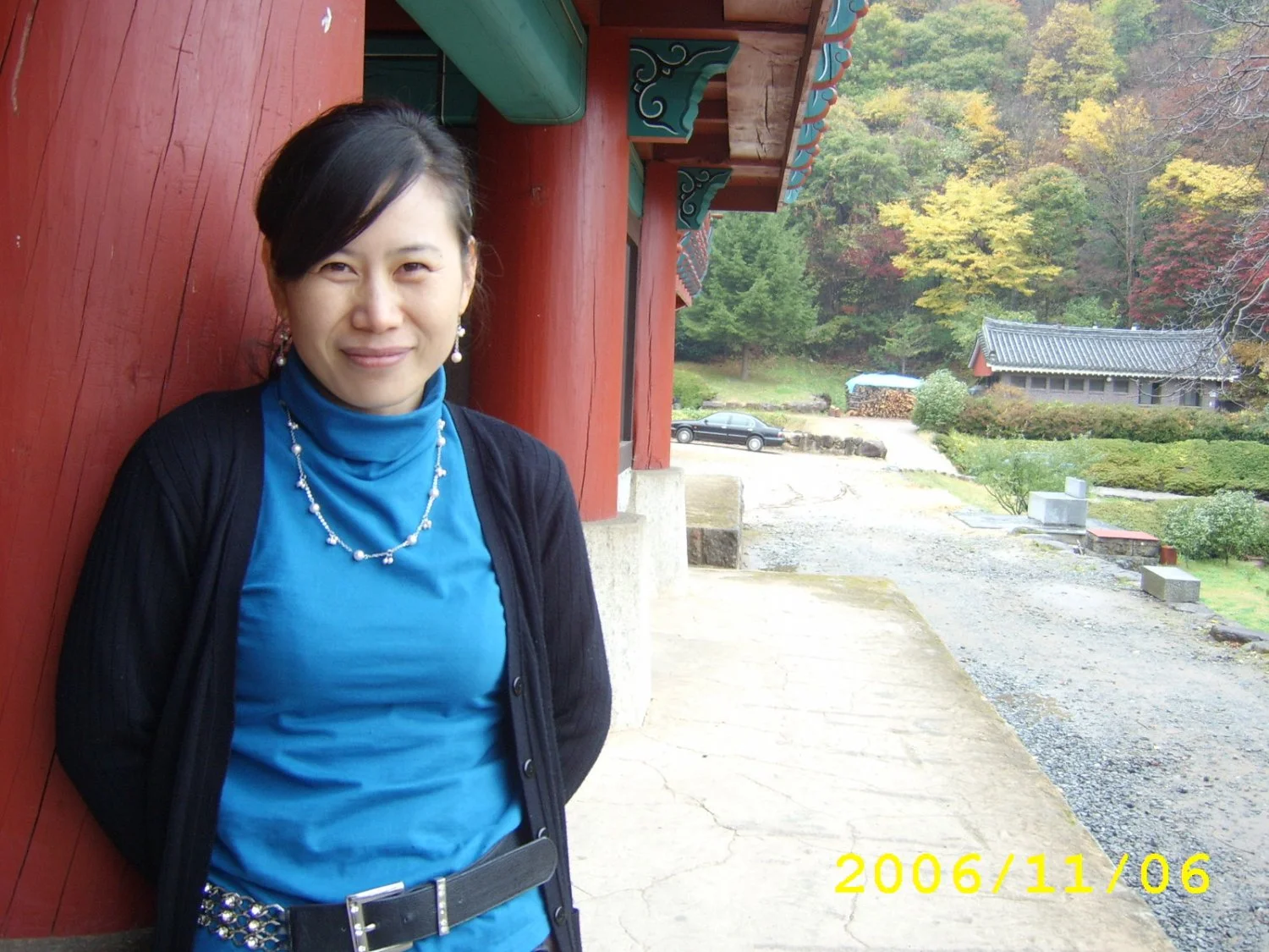 Korean amateur milf 21 image 2