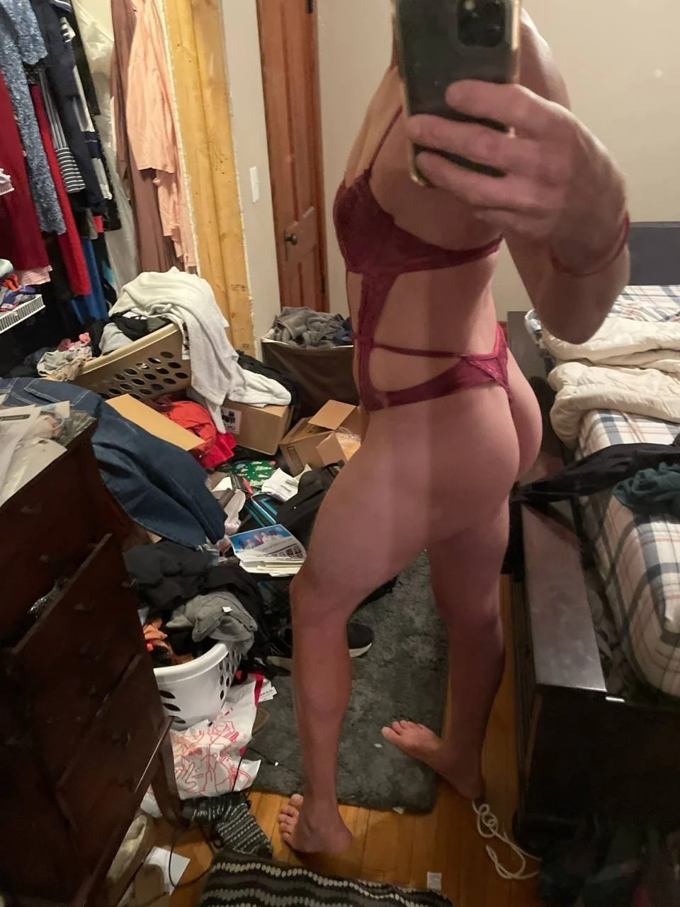 Putinhas gay de calcinha image 26