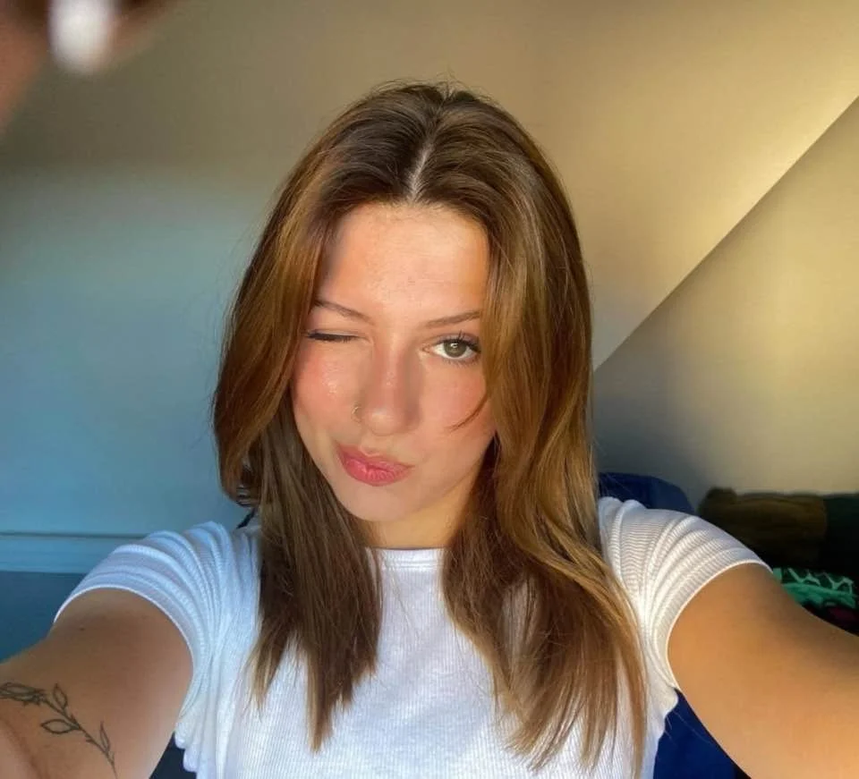 Charlotte teen french slut became webslut by her crush image 6