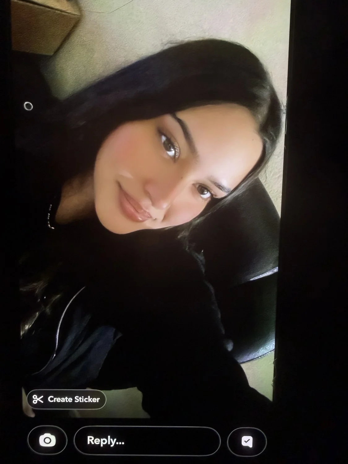 cheating mexican whore sends me snaps while her bf is clueless image 7