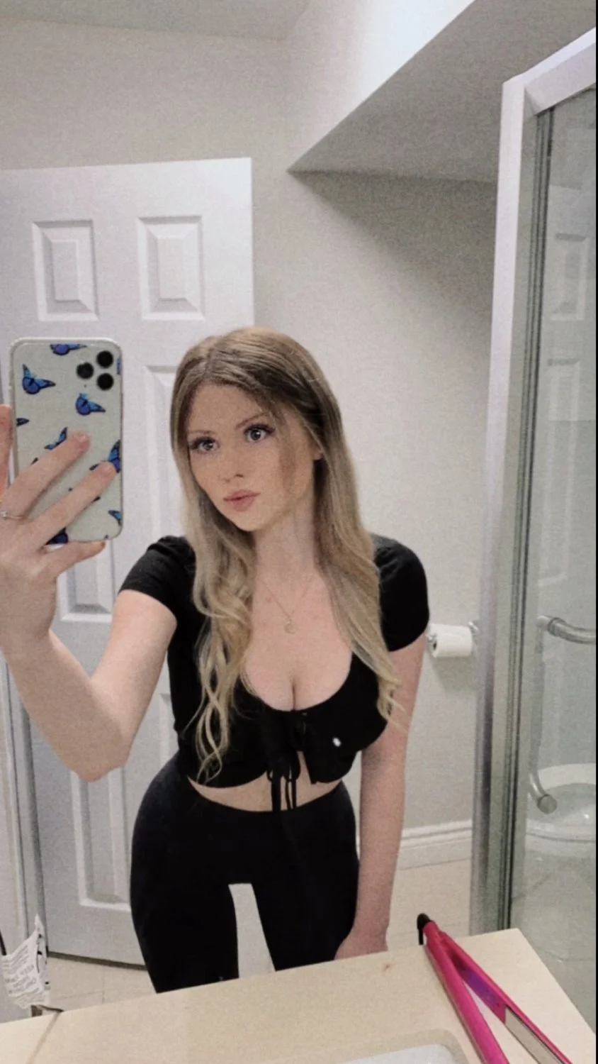 Slim Thick Blonde wants to become webslut image 28