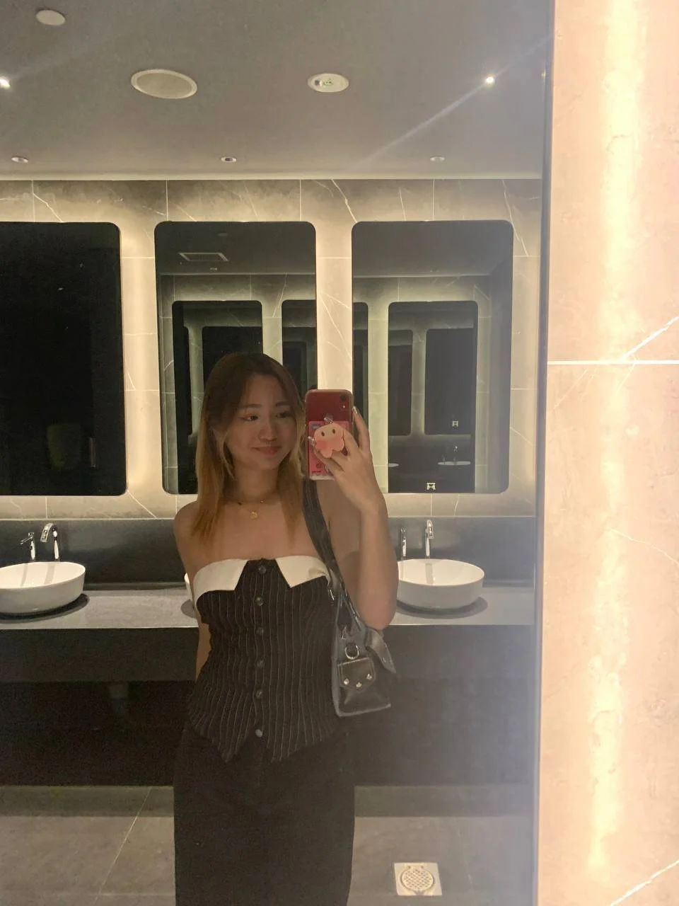 SG ABG XMM Slut Leaked image 3