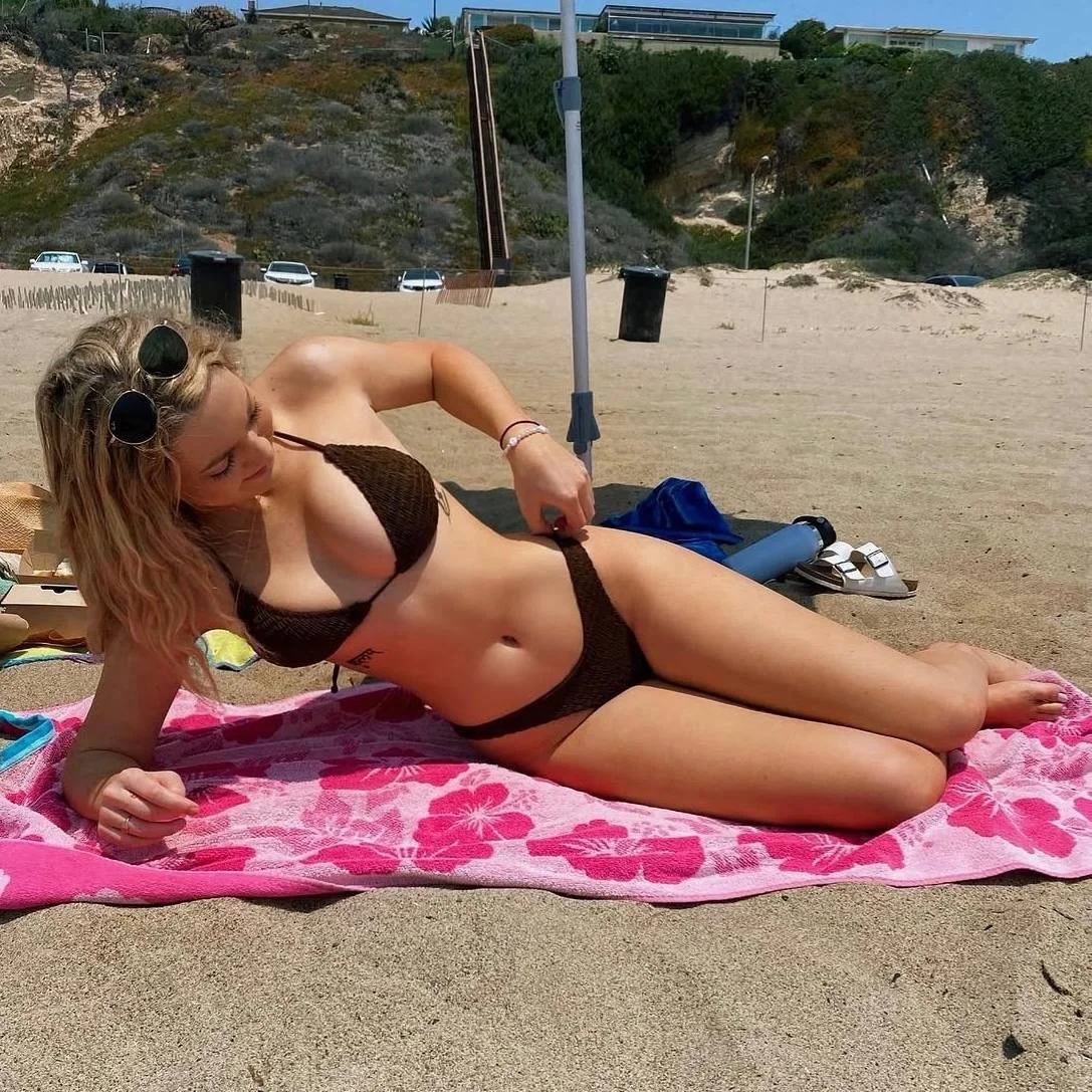 Busty college slut leaked image 22