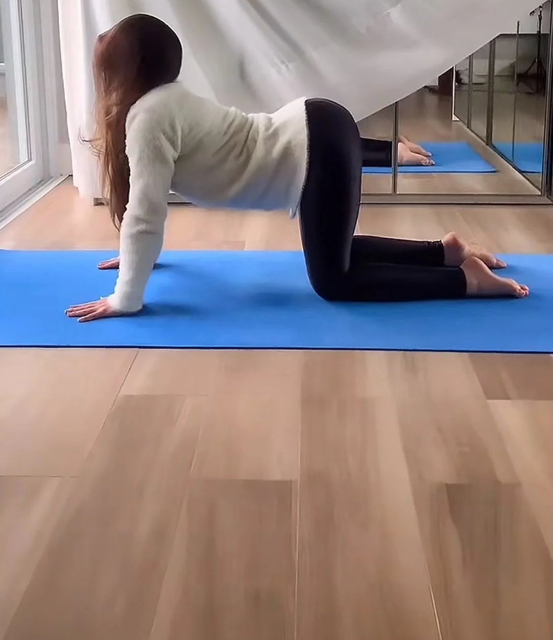 Ju yoga 2 image 9