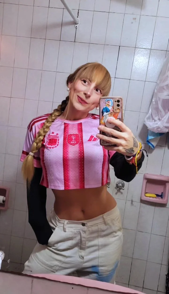 Cómo me gusta esta putita 🥵 image 4