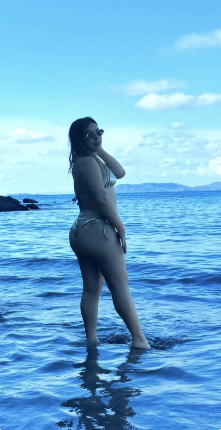 what do we think about this latina slut jeanette from dtx.. worth a cumshot image 4