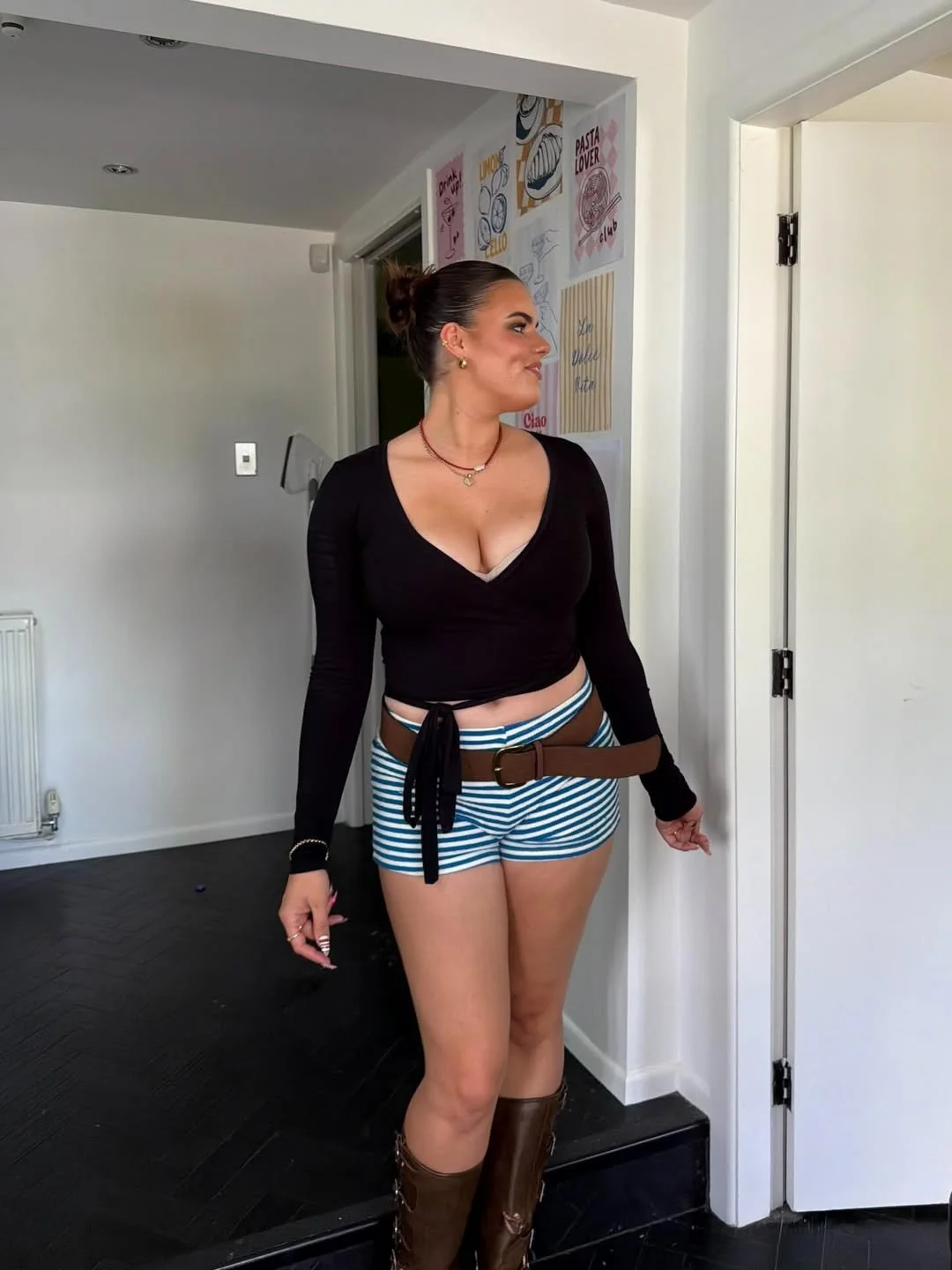 Clothing model & feminist advocate Hattie image 24
