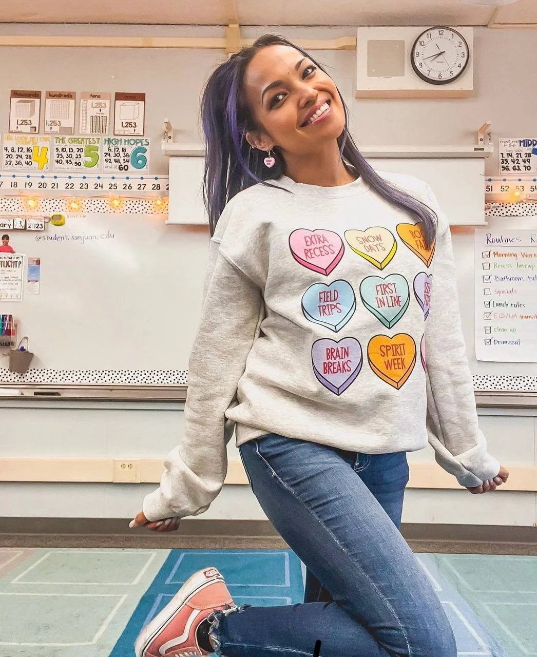 Baddie Milf Latina Teacher A Freak At Home image 5