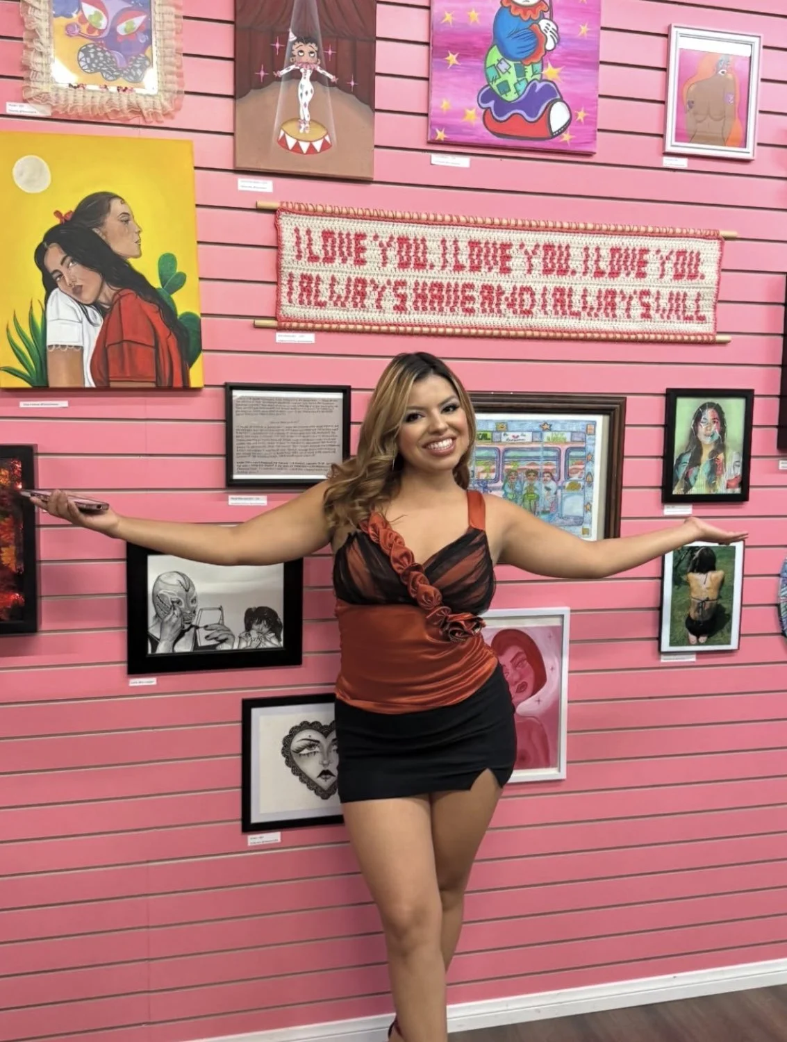 Thick Latina irl image 17