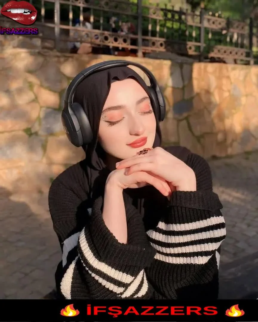 turkish hijabi whore zelal image 19