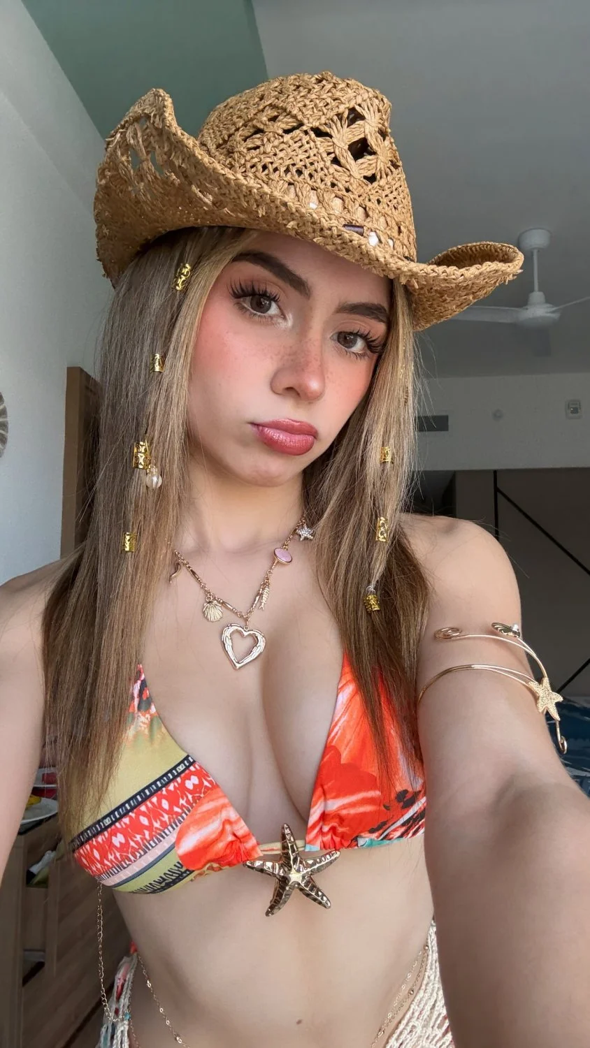 Karen Torres image 26