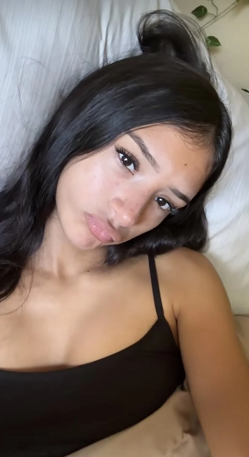 College cutie 24 image 3
