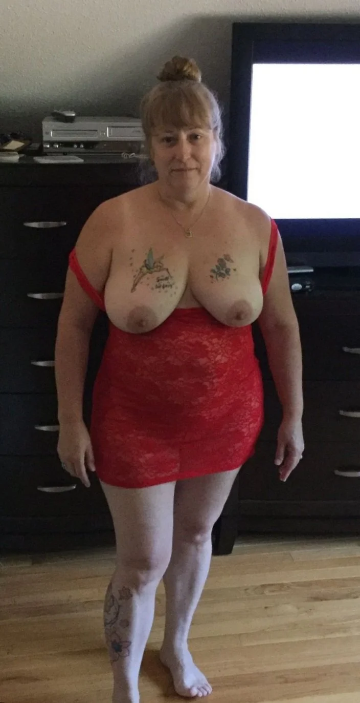 Submitted BBW Milf BBC Cocksucker image 29
