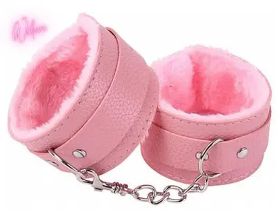 Wilove have cute toys for cute people, fashionable bondage algemas rosinhas amiga, um arraso cherrie cover image