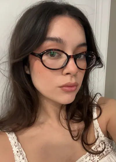 Aspiring model has nudes for auditions cover image