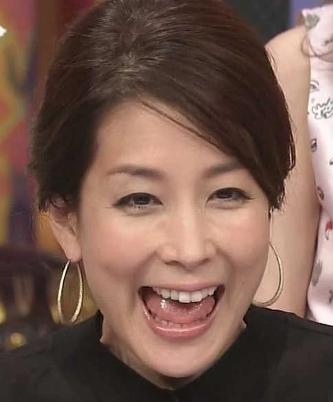 🔚Japanese　顔抜き　女子アナ　内田恭子　49歳　熟女　ソフトエロ　一発やりたい image 36