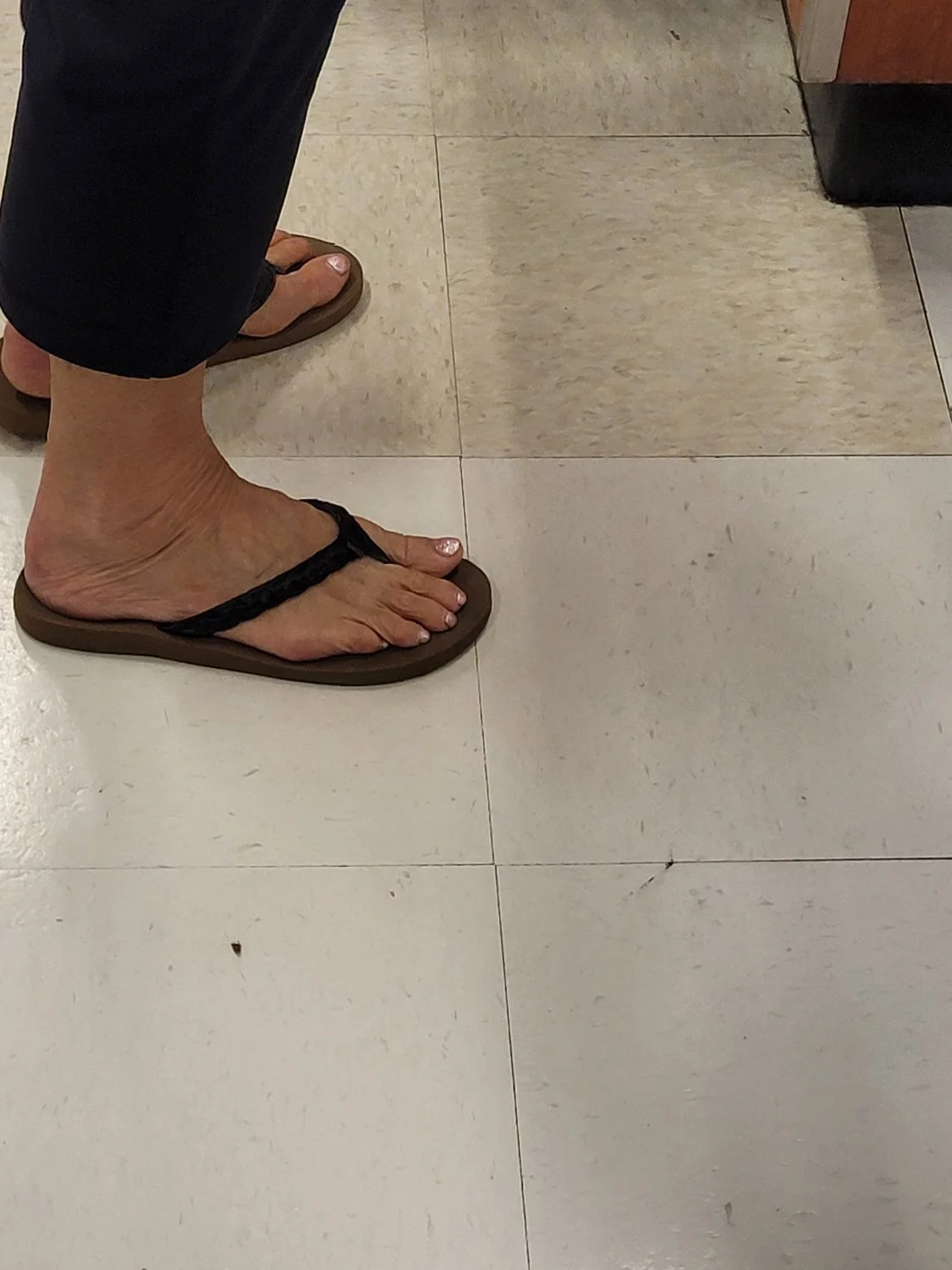 Gilf feet image 11