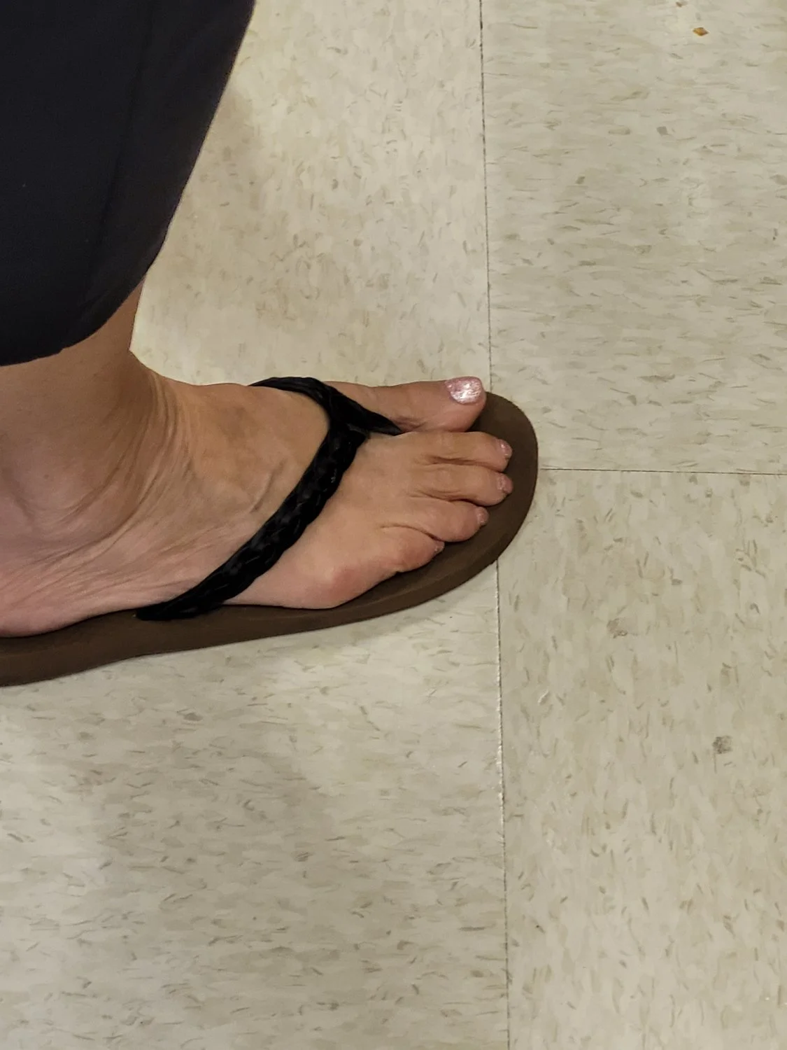 Gilf feet image 24