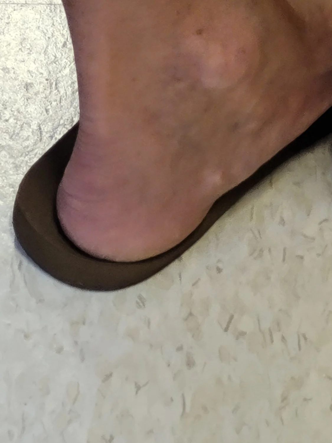 Gilf feet image 31