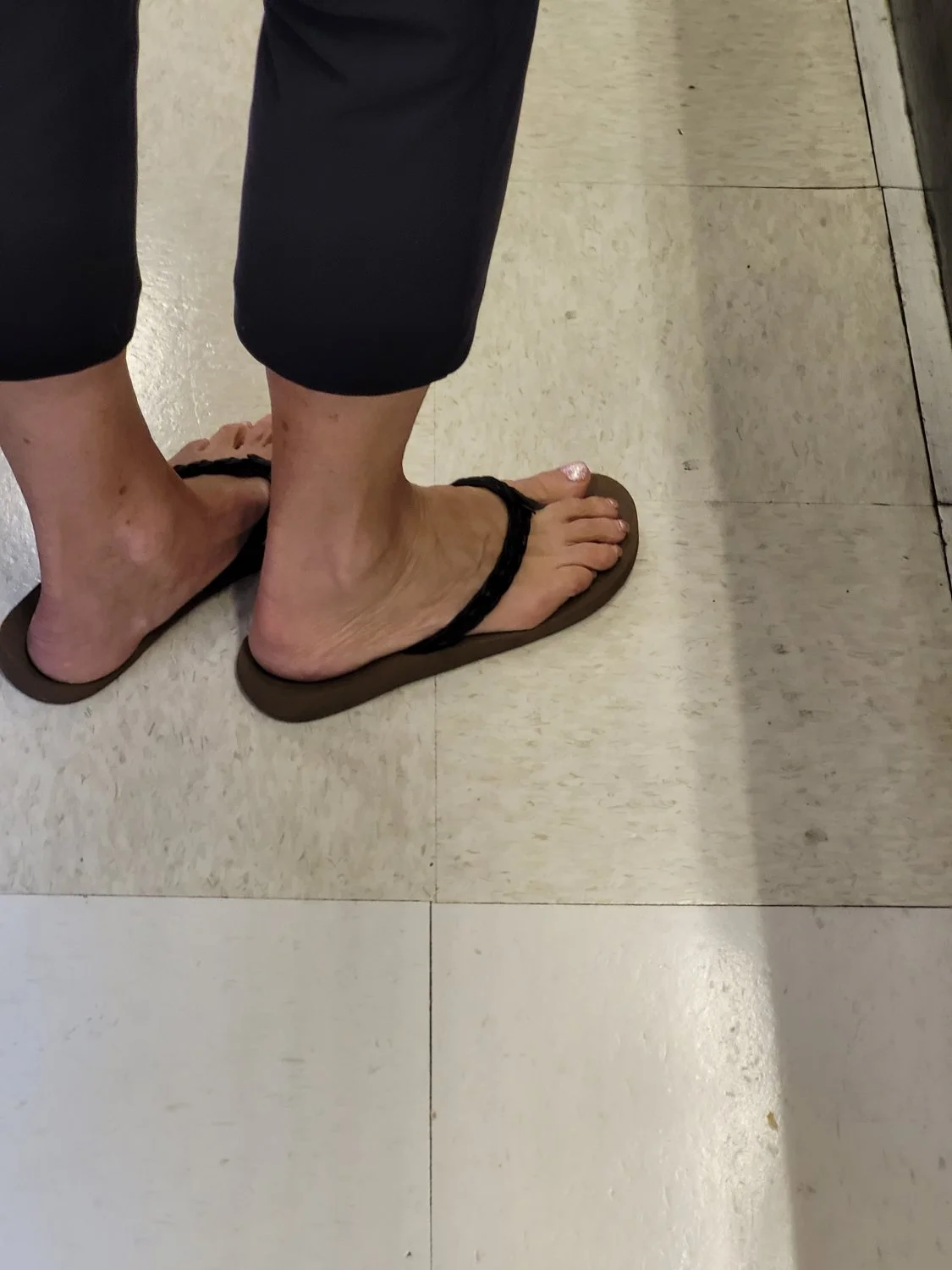 Gilf feet image 40