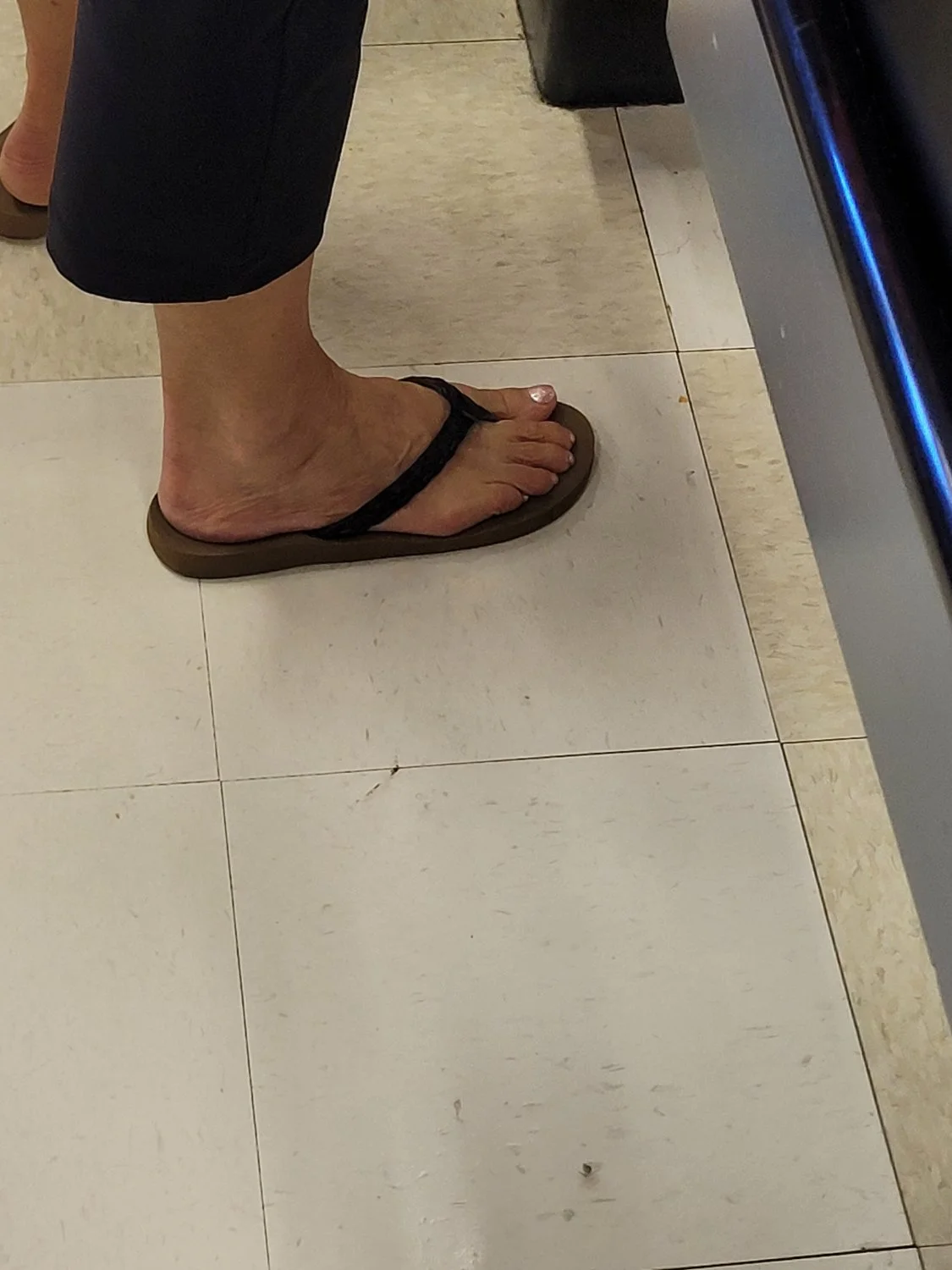 Gilf feet image 9