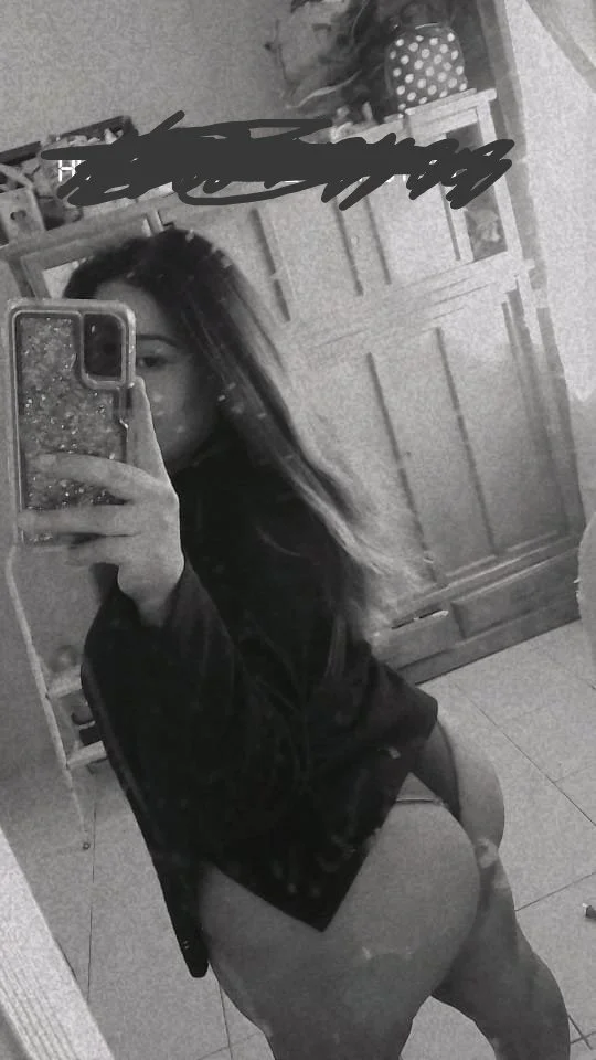 Más de mi vecina la nalgona image 7