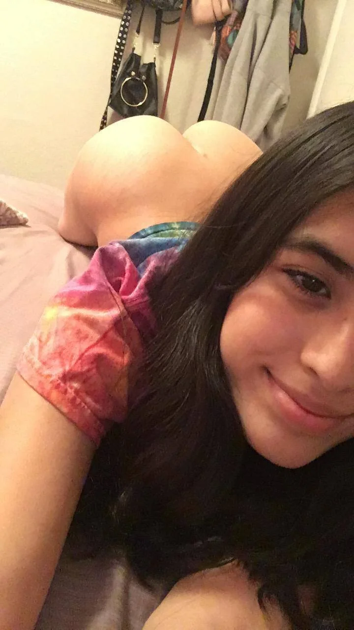 Latina teen with heart ass image 2