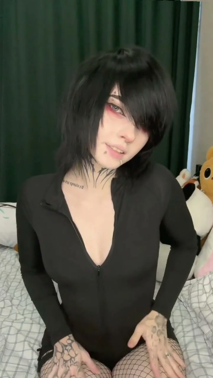 🔞 nude petite body pussy licking nude wet pussy 💦🍑 Check my OF image 3