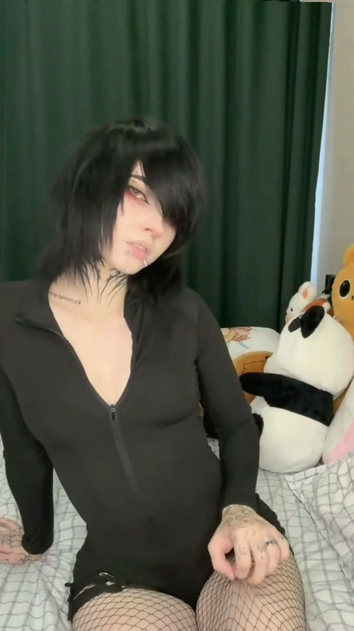 🔞 nude petite body pussy licking nude wet pussy 💦🍑 Check my OF image 5
