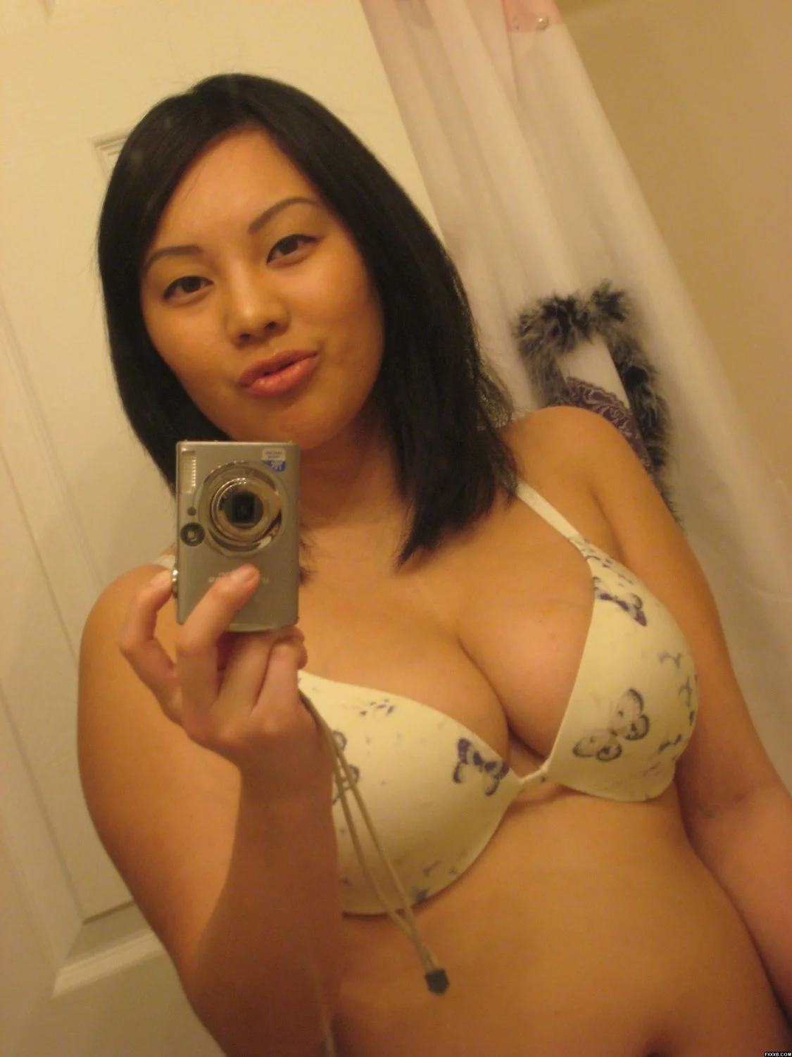 Chinese amateur girl 17 image 32