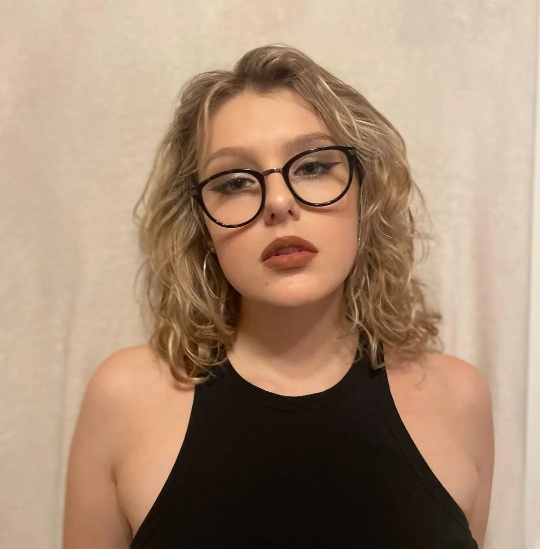 Lucy, 18yo image 5