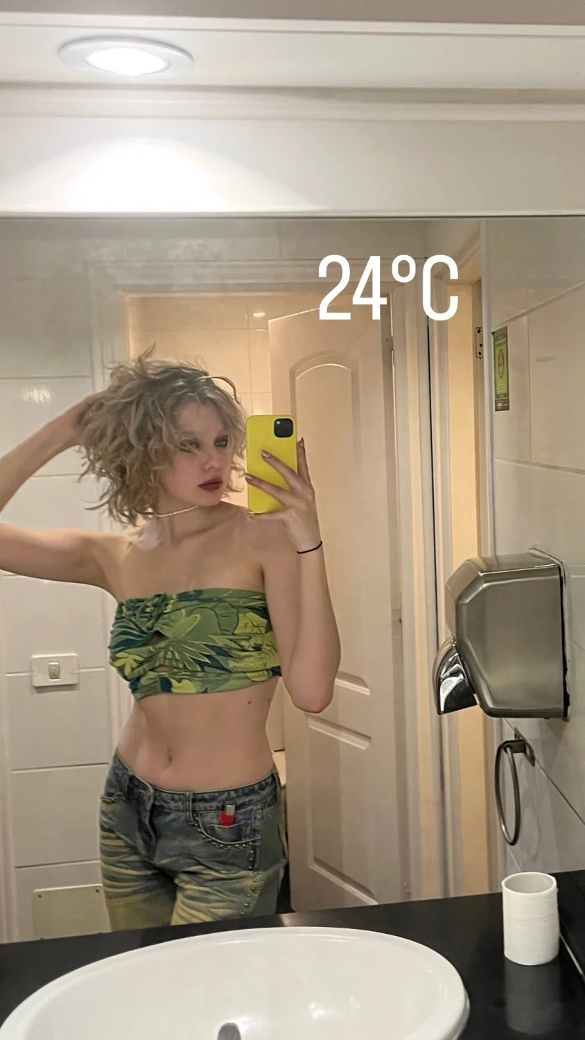 Lucy, 18yo image 8