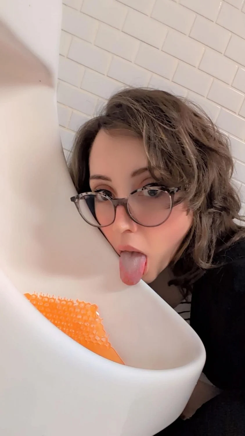 urinal licking toilet slut image 3