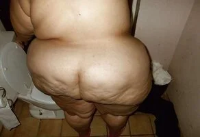 third world fat whale image 3