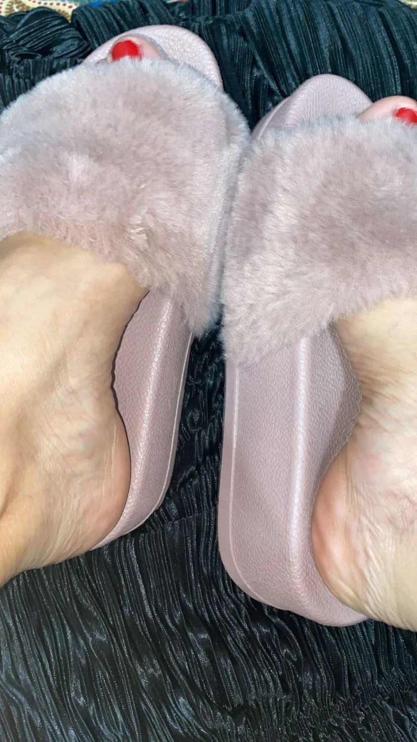 Fernanda sleeping footjob image 43