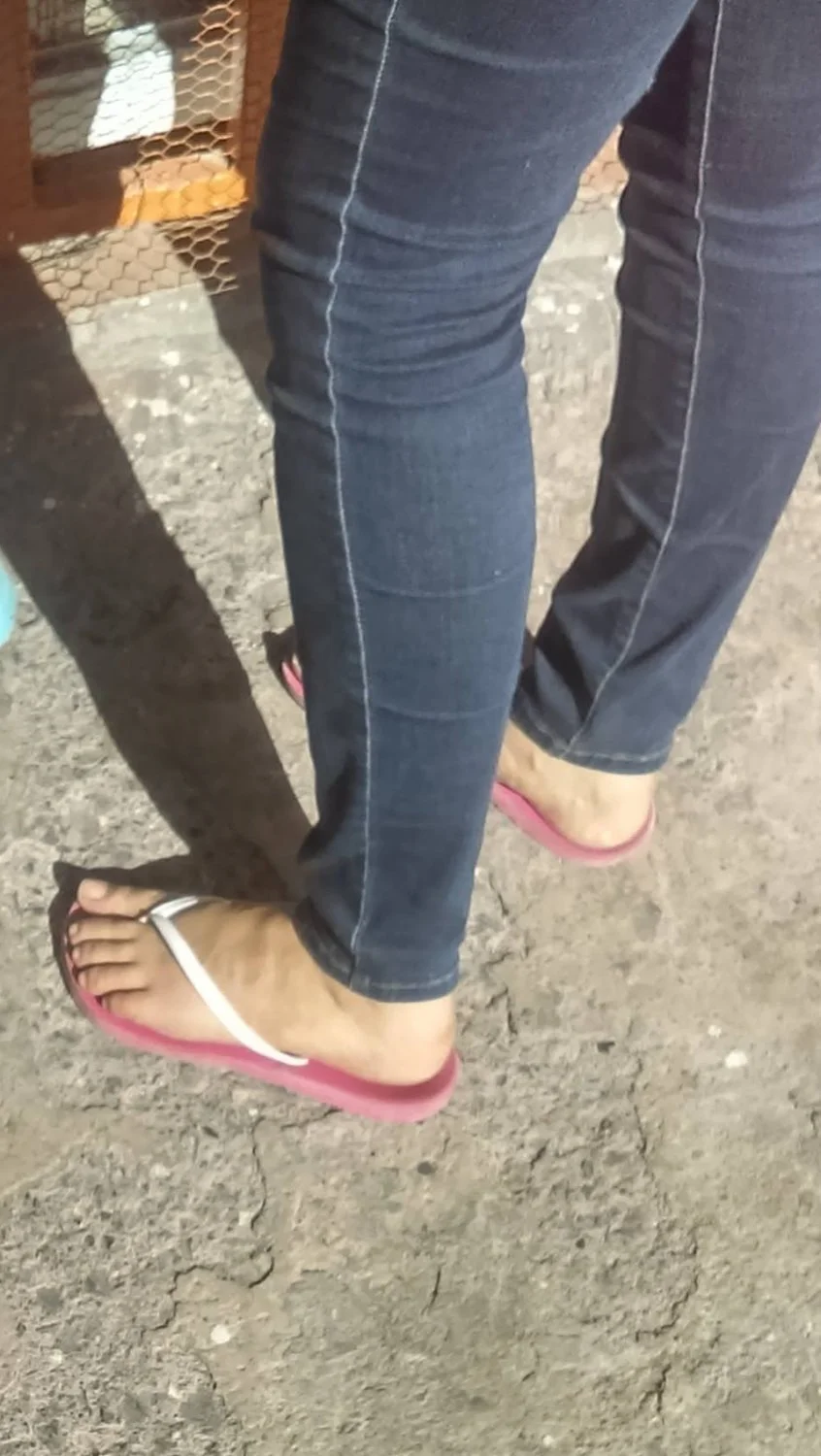 Fernanda sleeping footjob image 46