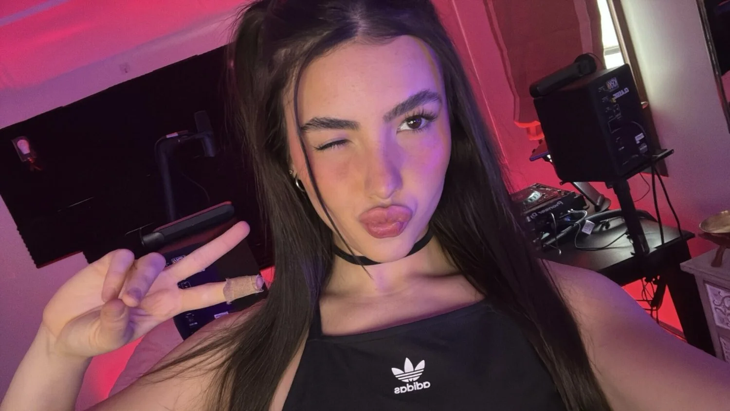Canadian Baddies 🇨🇦 (+ Ai Videos) | $1 For Ai Video Coms (5 Sec Video) main image